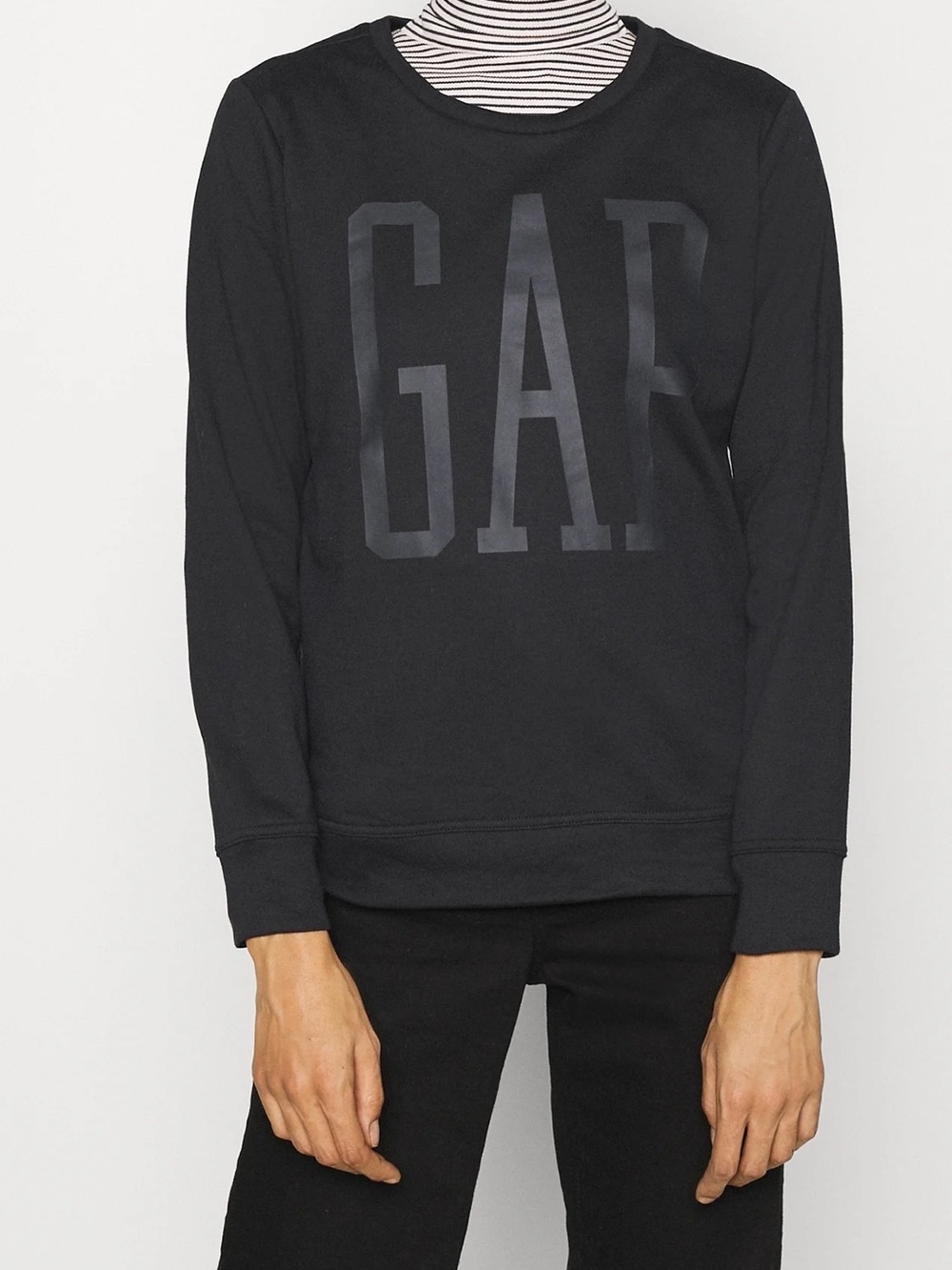 GAP Black Logo Pullover Sweatshirt